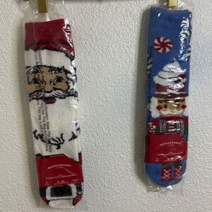wondershop-2 pack of fluffy Christmas socks-mens 6-12